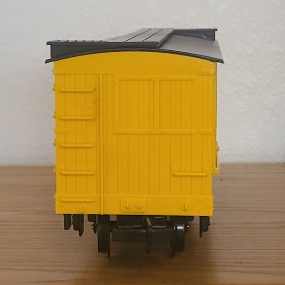 Toy Box Car - Picture 6 of 8